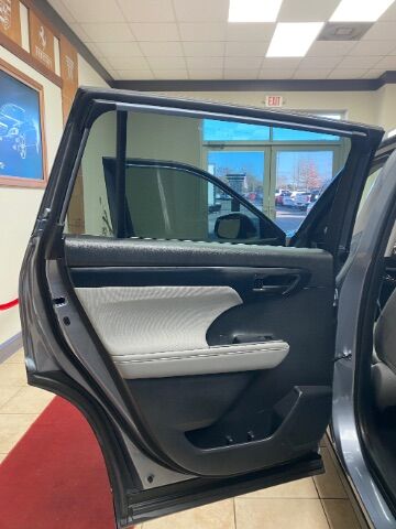 2021 Toyota Highlander LE Charlotte NC