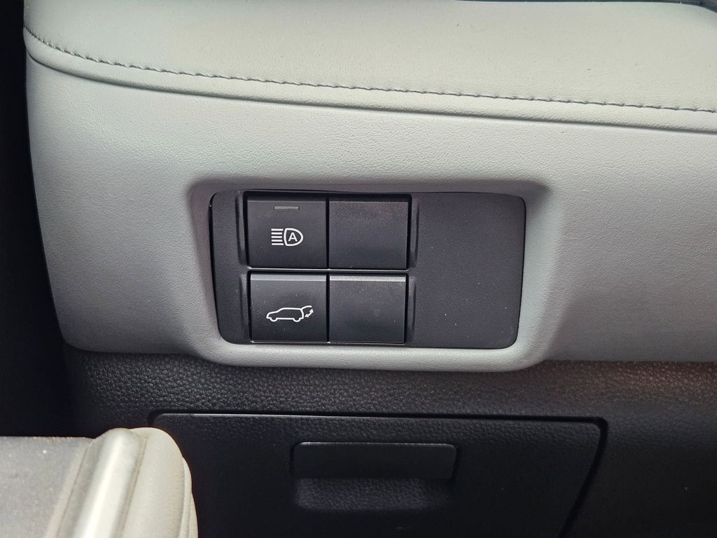2021 Toyota Highlander LE Gresham OR