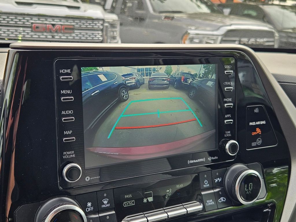 2021 Toyota Highlander LE Gresham OR