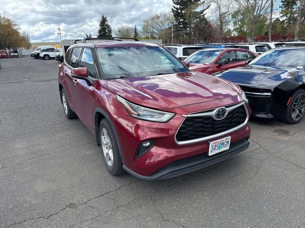 2021 Toyota Highlander LE