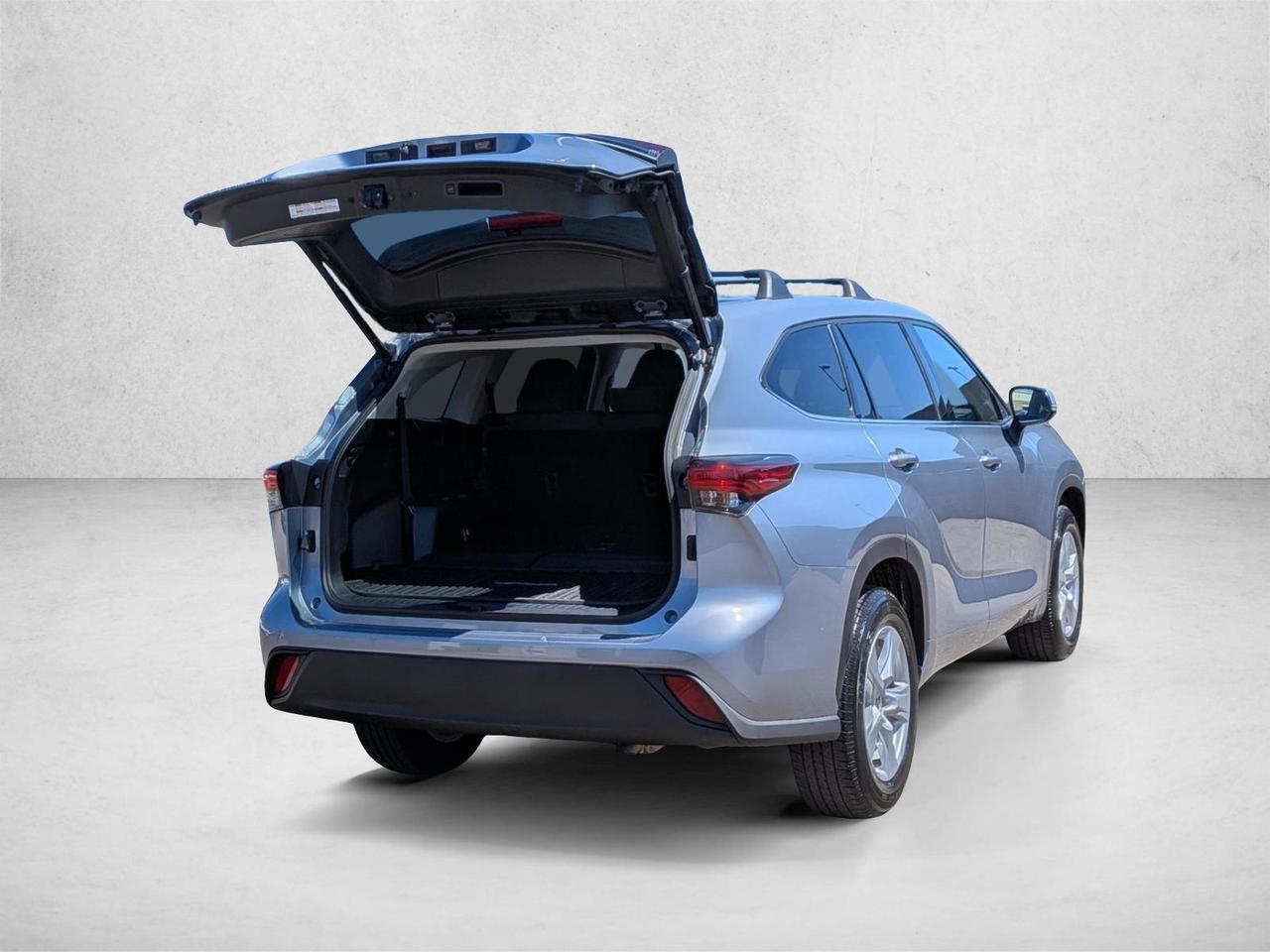 2021 Toyota Highlander LE Roseville CA