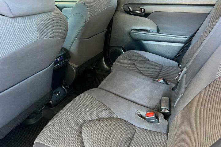 2021 Toyota Highlander LE Roseville CA