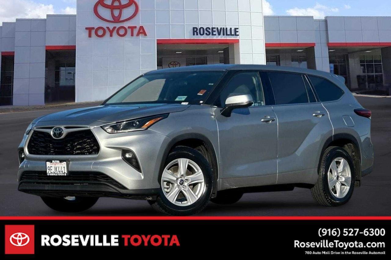 2021 Toyota Highlander LE
