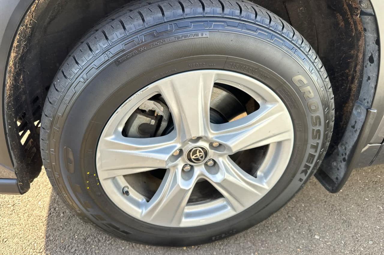 2021 Toyota Highlander LE Roseville CA