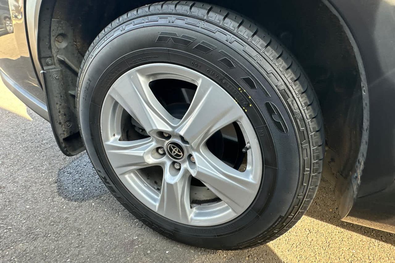 2021 Toyota Highlander LE Roseville CA