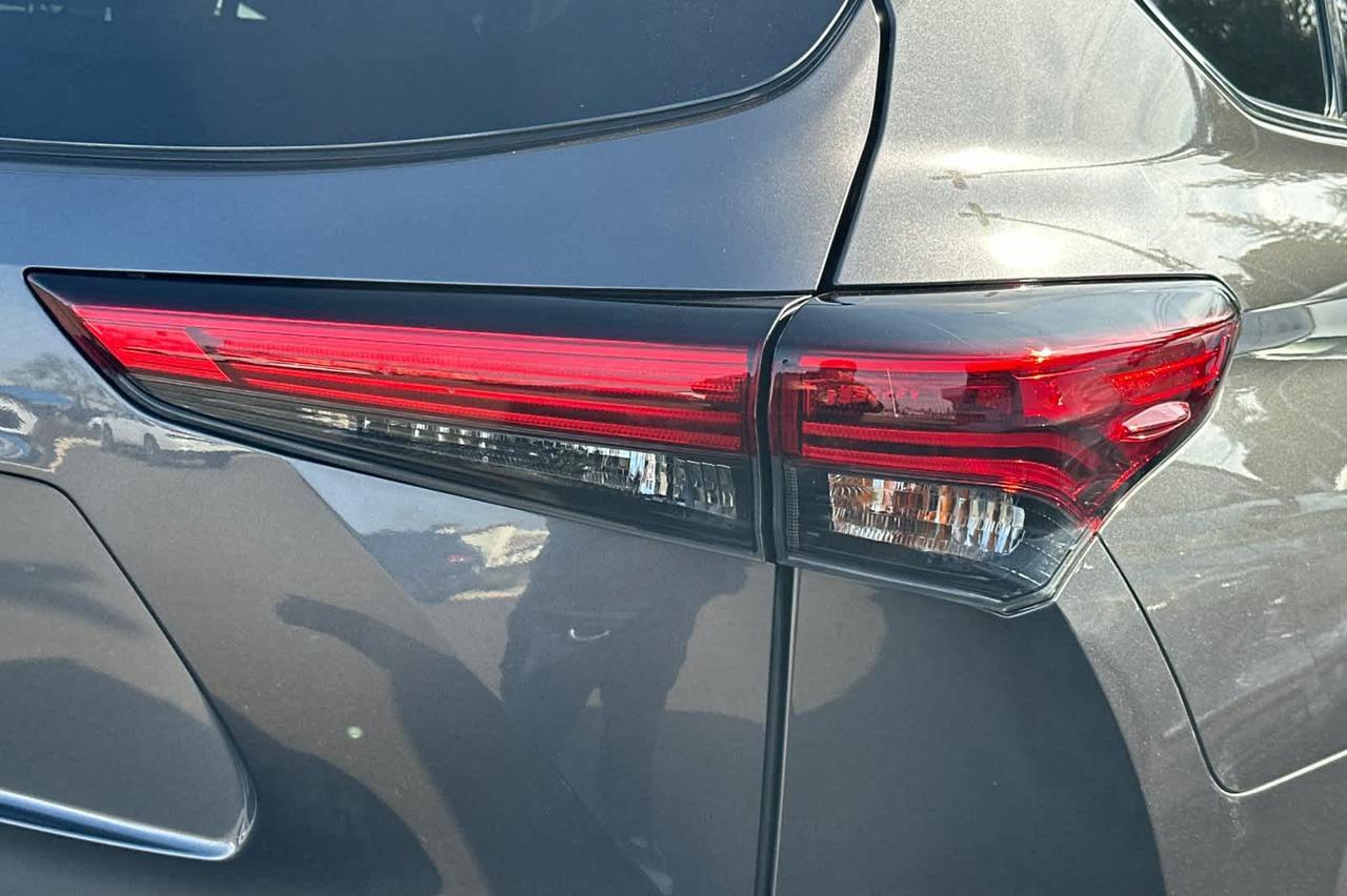 2021 Toyota Highlander LE Roseville CA