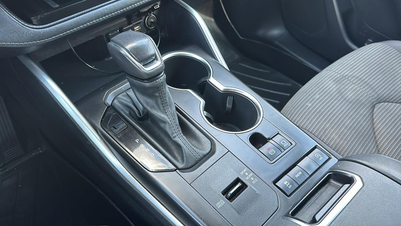 2021 Toyota Highlander LE San Antonio TX