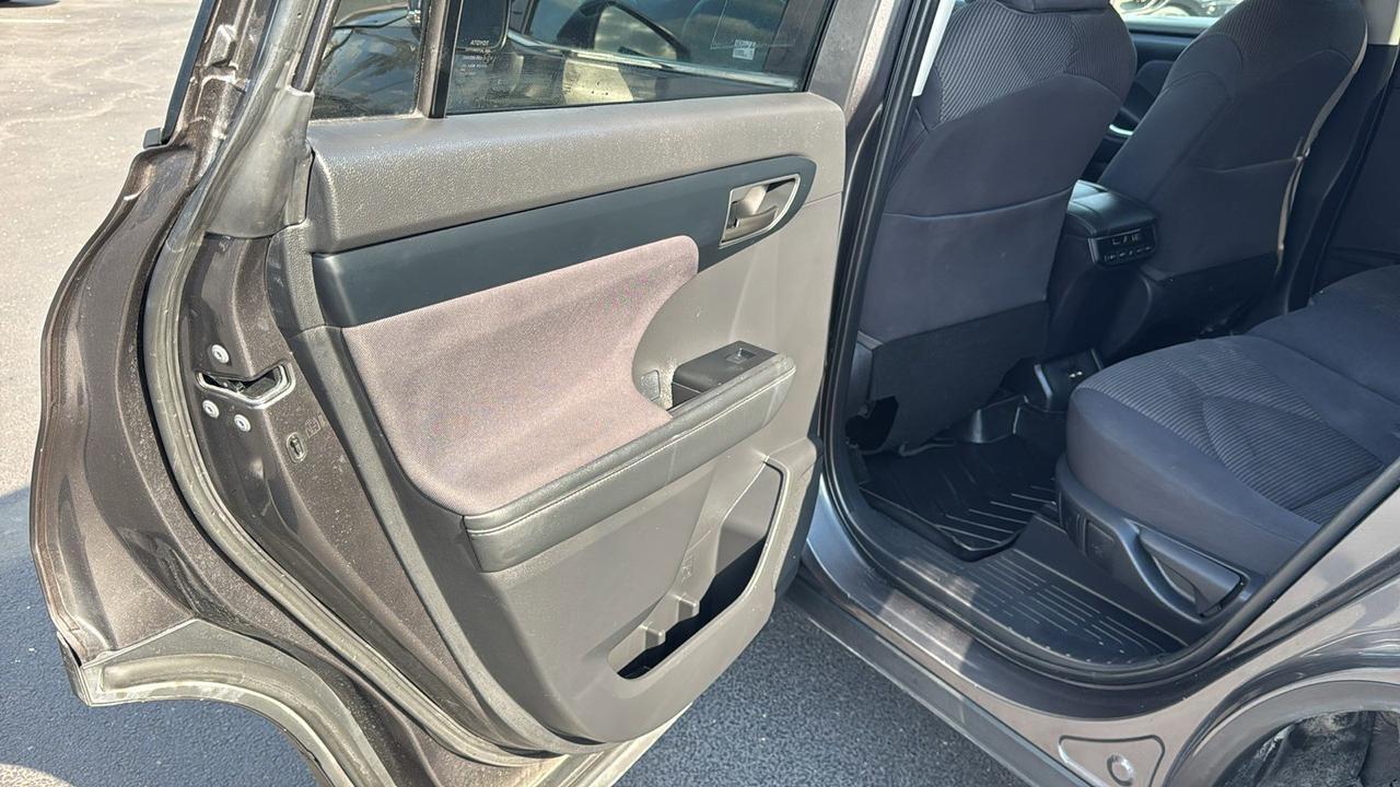 2021 Toyota Highlander LE San Antonio TX