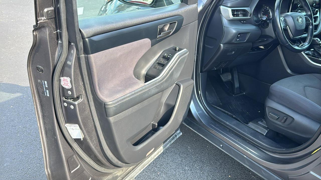 2021 Toyota Highlander LE San Antonio TX