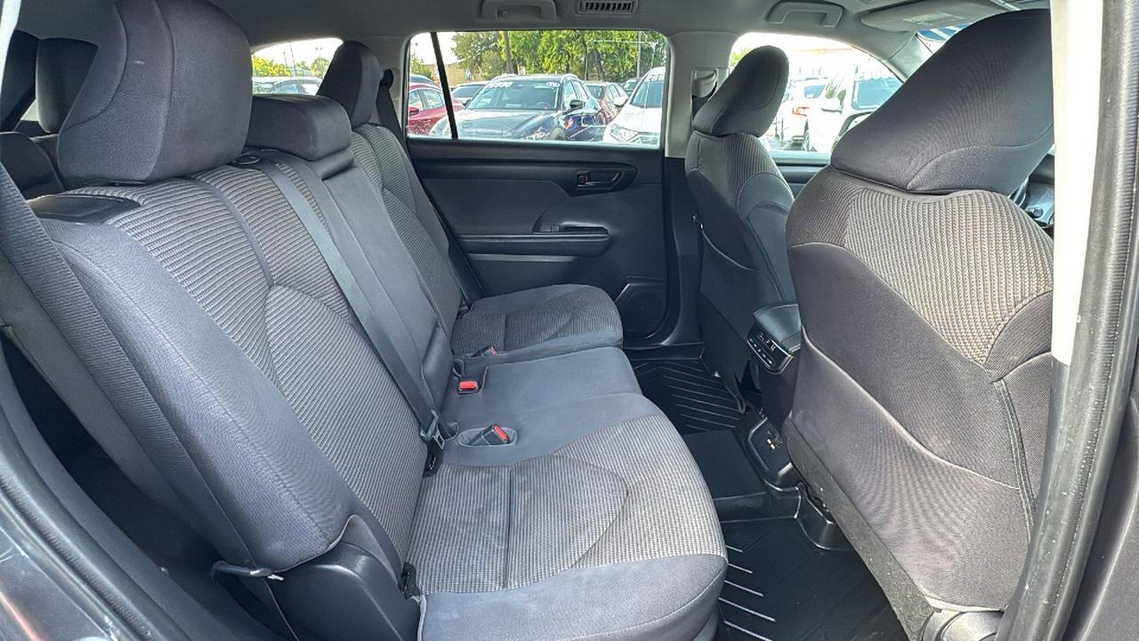 2021 Toyota Highlander LE San Antonio TX