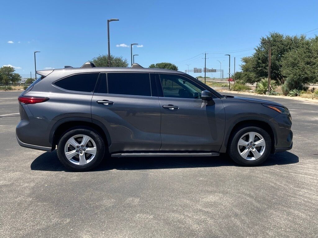 2021 Toyota Highlander LE San Antonio TX