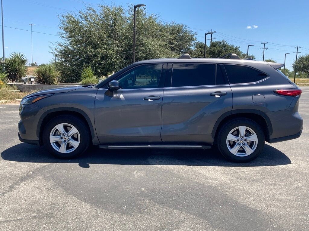 2021 Toyota Highlander LE San Antonio TX