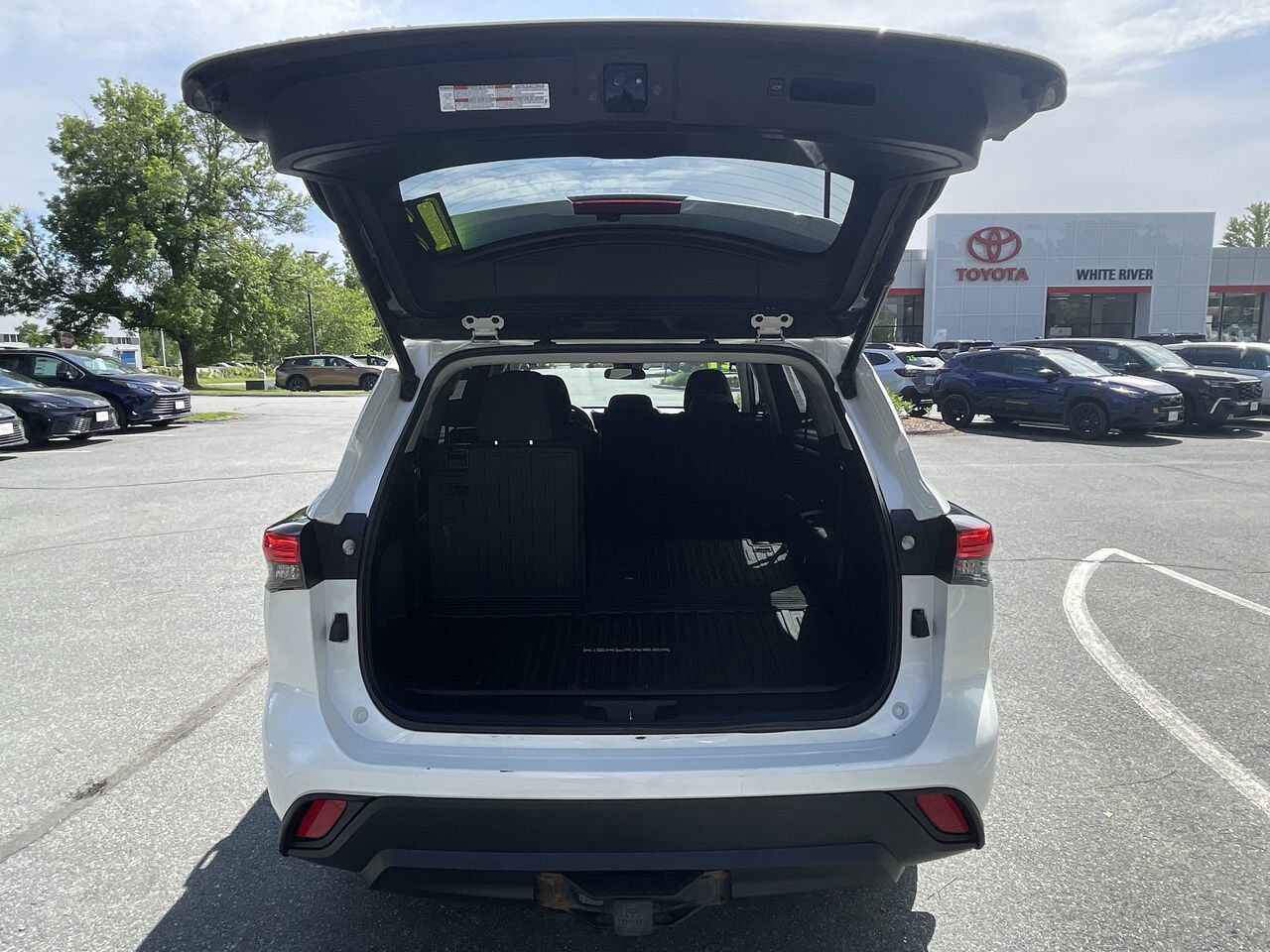 2021 Toyota Highlander LE White River Junction VT