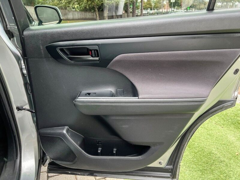 2021 Toyota Highlander LE Wilmington NC