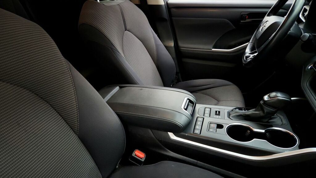 2021 Toyota Highlander LE Laurel MD