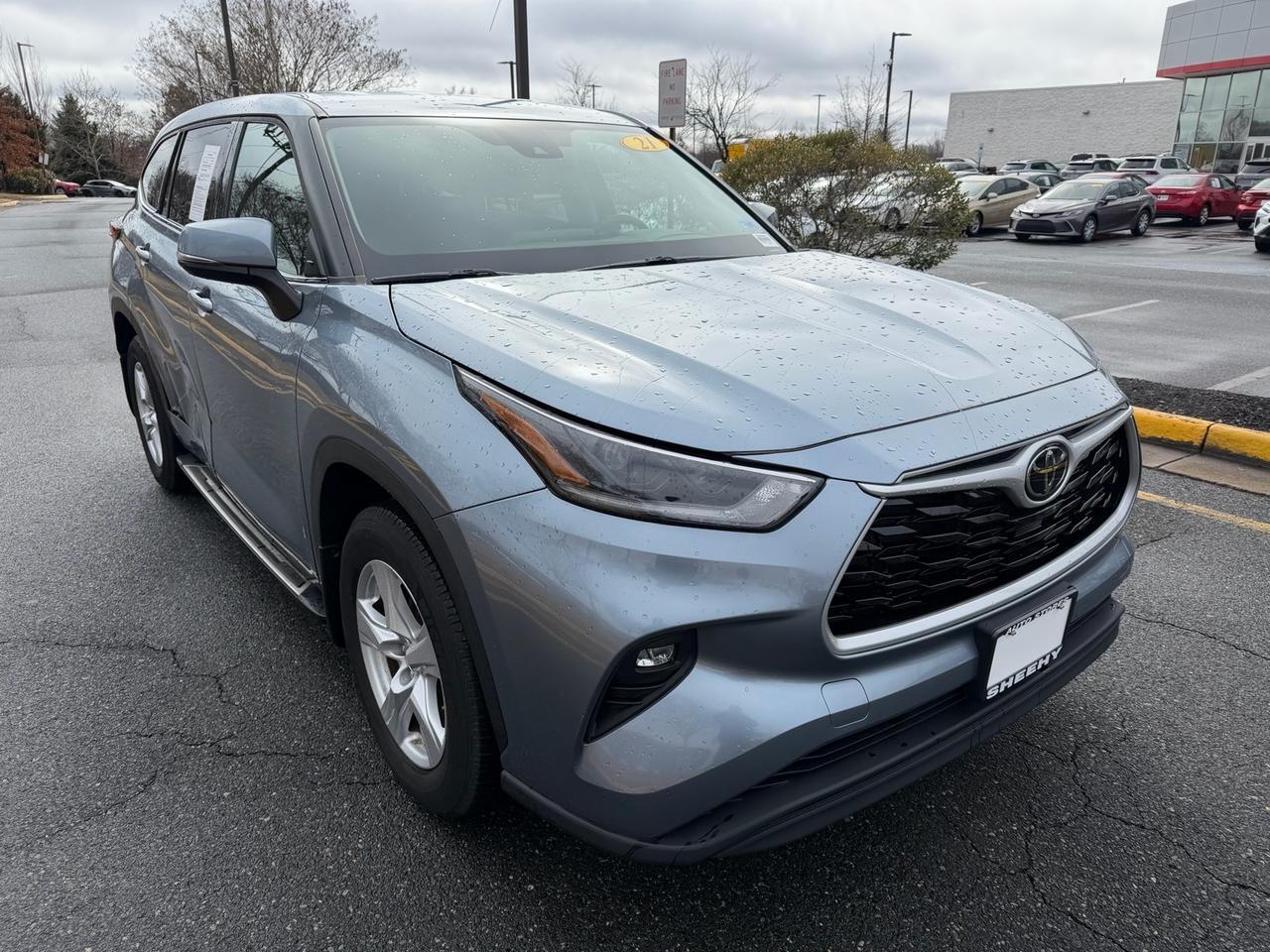 2021 Toyota Highlander LE