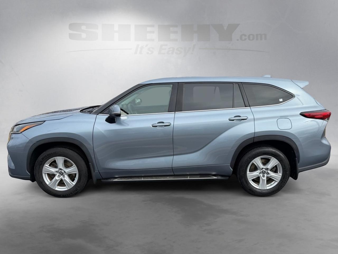 2021 Toyota Highlander LE