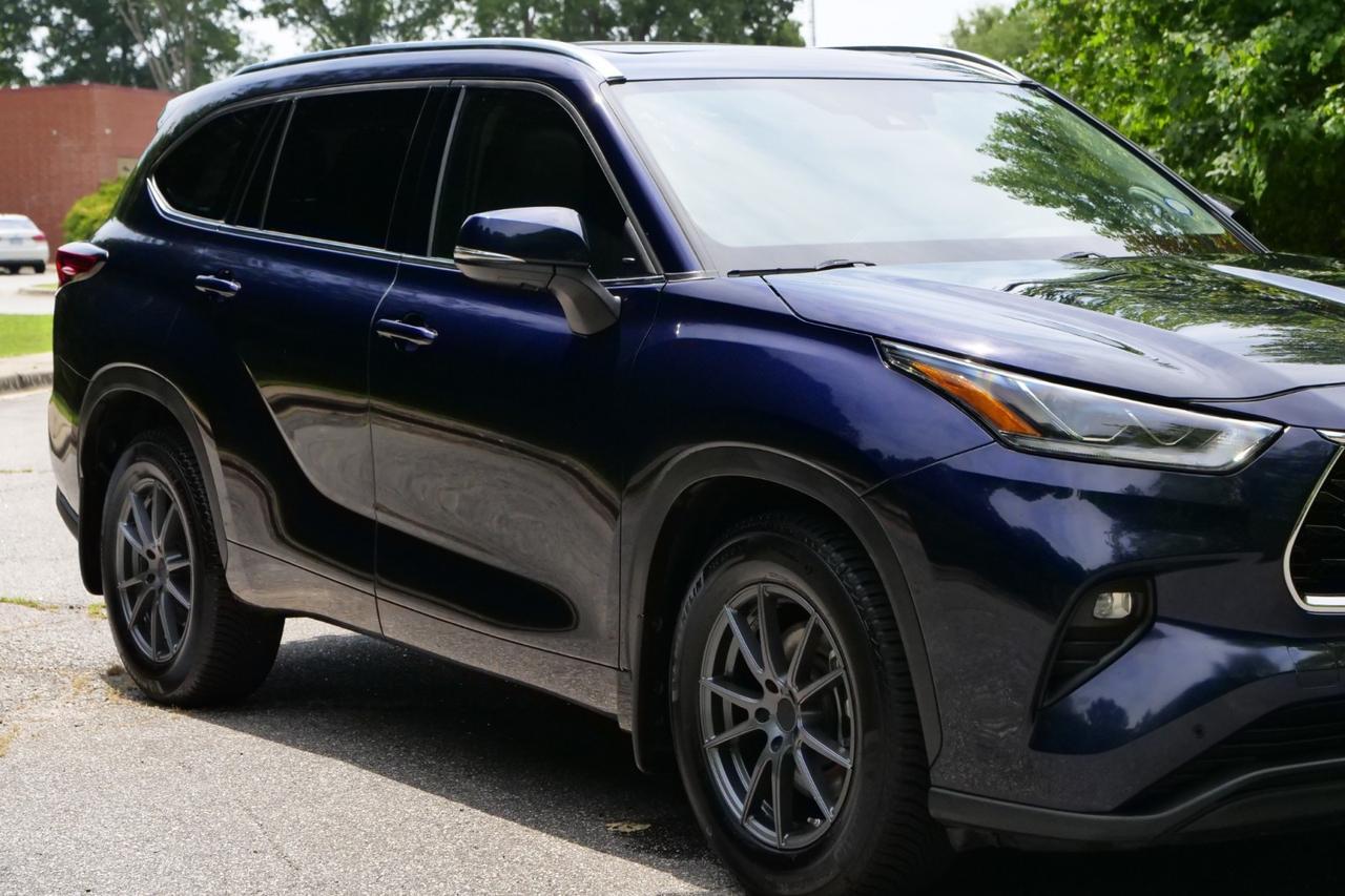 2021 Toyota Highlander Limited / AWD / Third Row / Vented Seats! Lincolnton NC