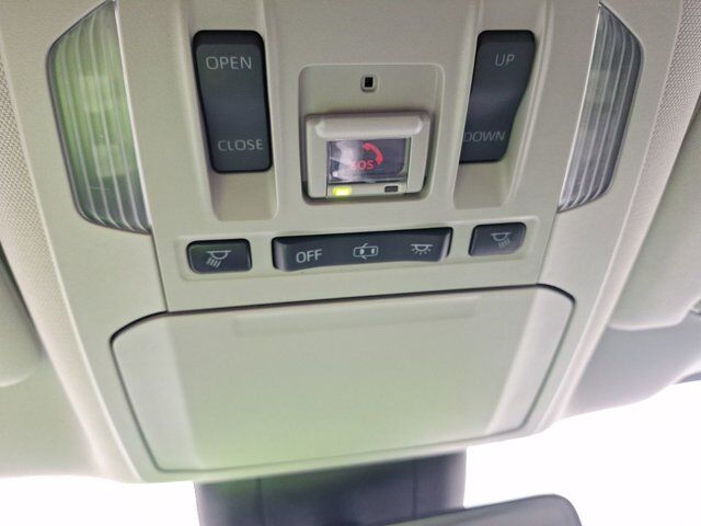 2021 Toyota Highlander Limited Hurst TX