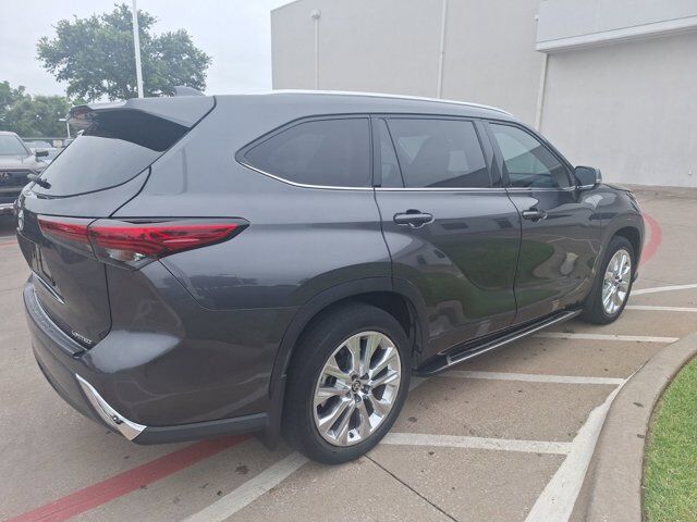 2021 Toyota Highlander Limited Hurst TX