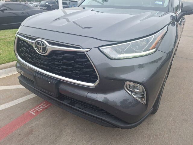 2021 Toyota Highlander Limited Hurst TX