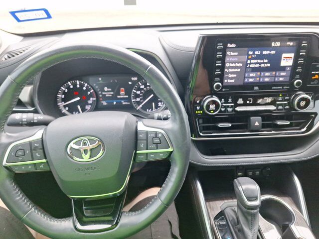 2021 Toyota Highlander Limited Hurst TX
