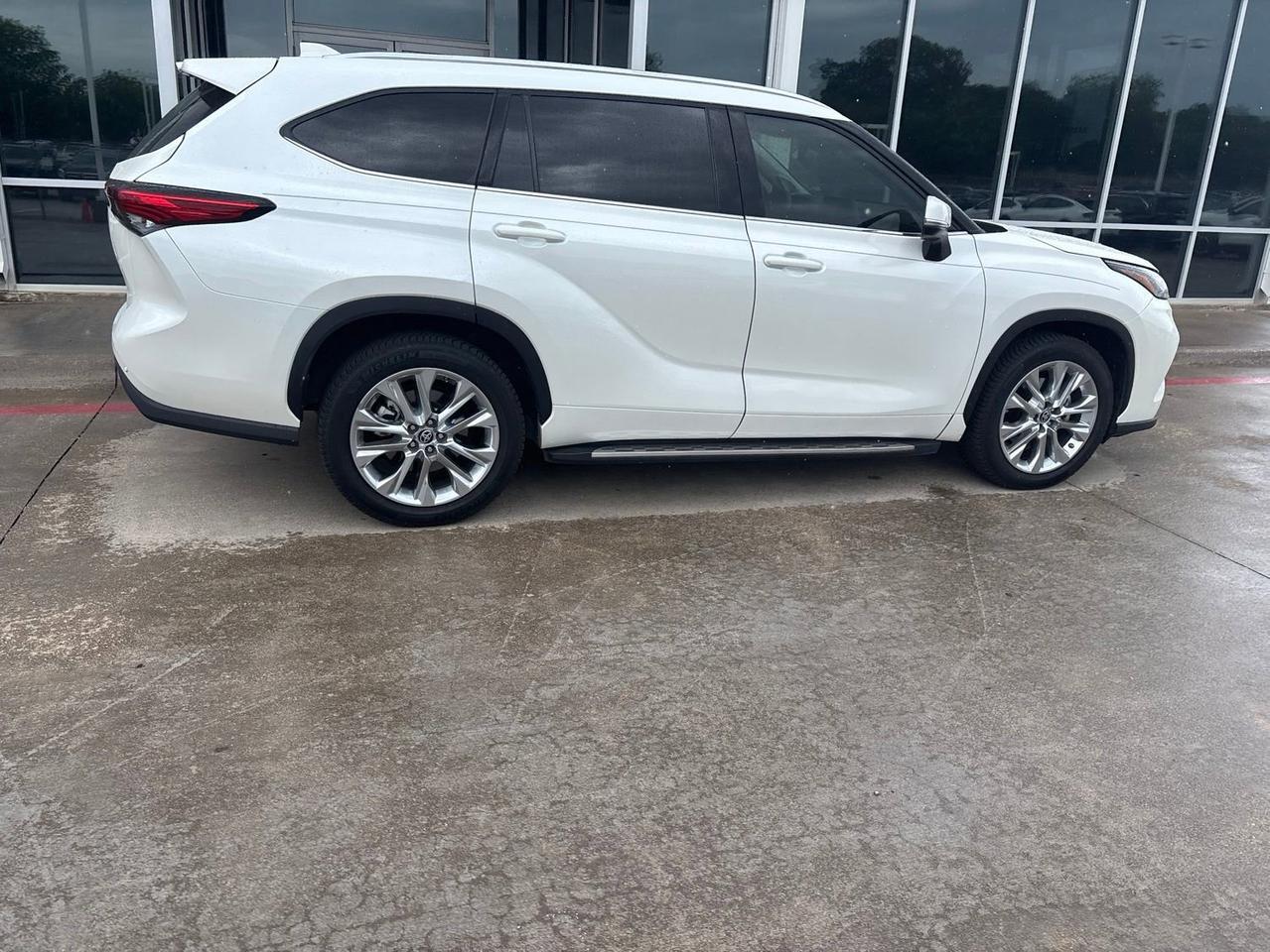 2021 Toyota Highlander Limited Hurst TX