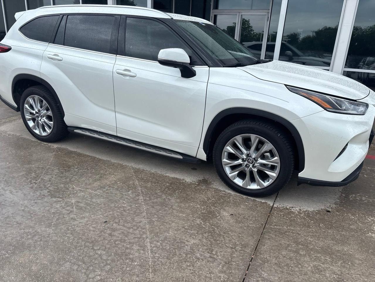 2021 Toyota Highlander Limited Hurst TX