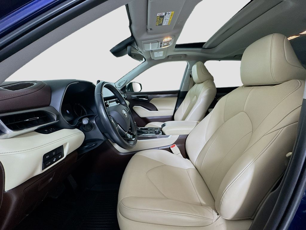 2021 Toyota Highlander Limited Kennewick WA