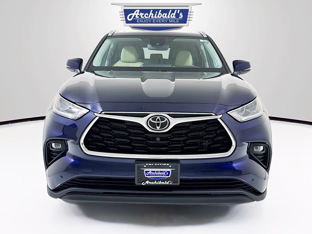 2021 Toyota Highlander Limited Kennewick WA