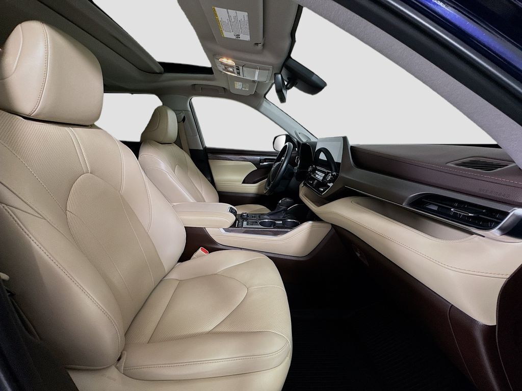 2021 Toyota Highlander Limited Kennewick WA