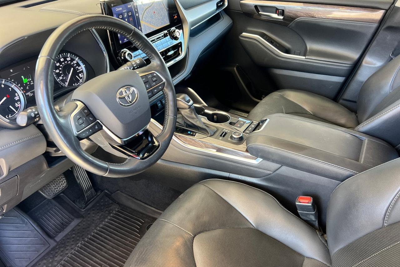 2021 Toyota Highlander Limited Roseville CA