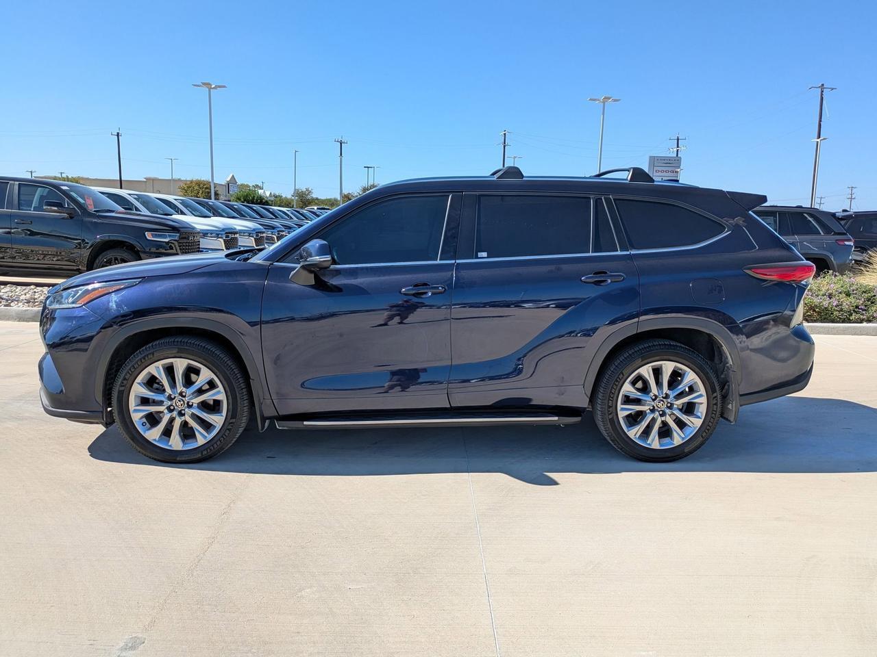 2021 Toyota Highlander Limited Castroville TX