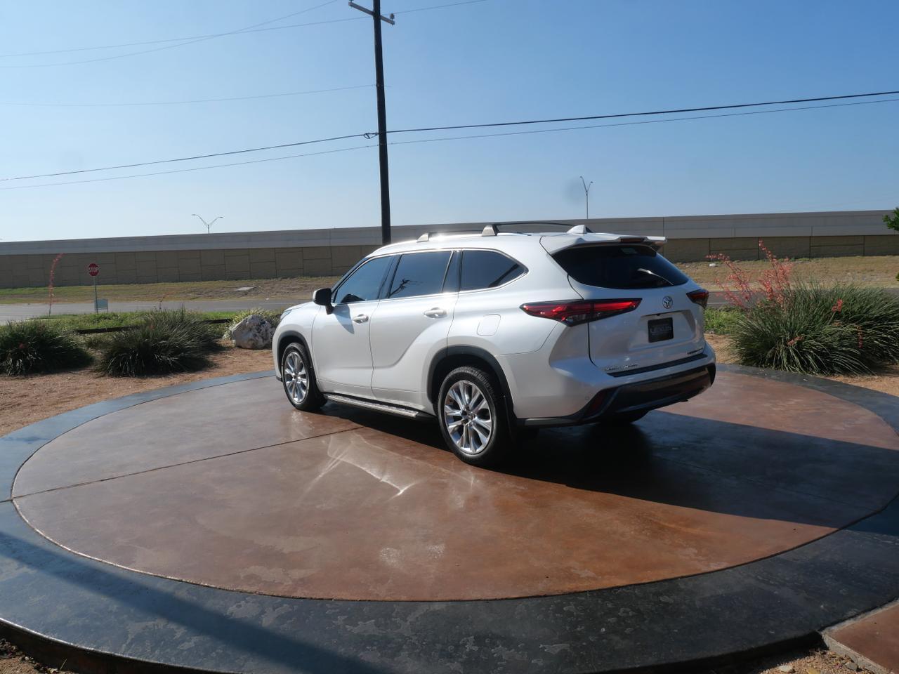 2021 Toyota Highlander Limited San Juan TX
