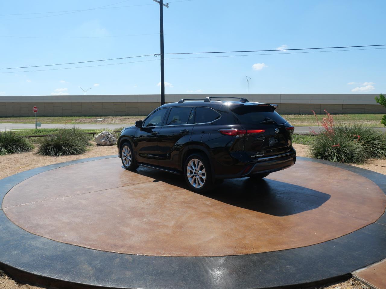 2021 Toyota Highlander Limited San Juan TX