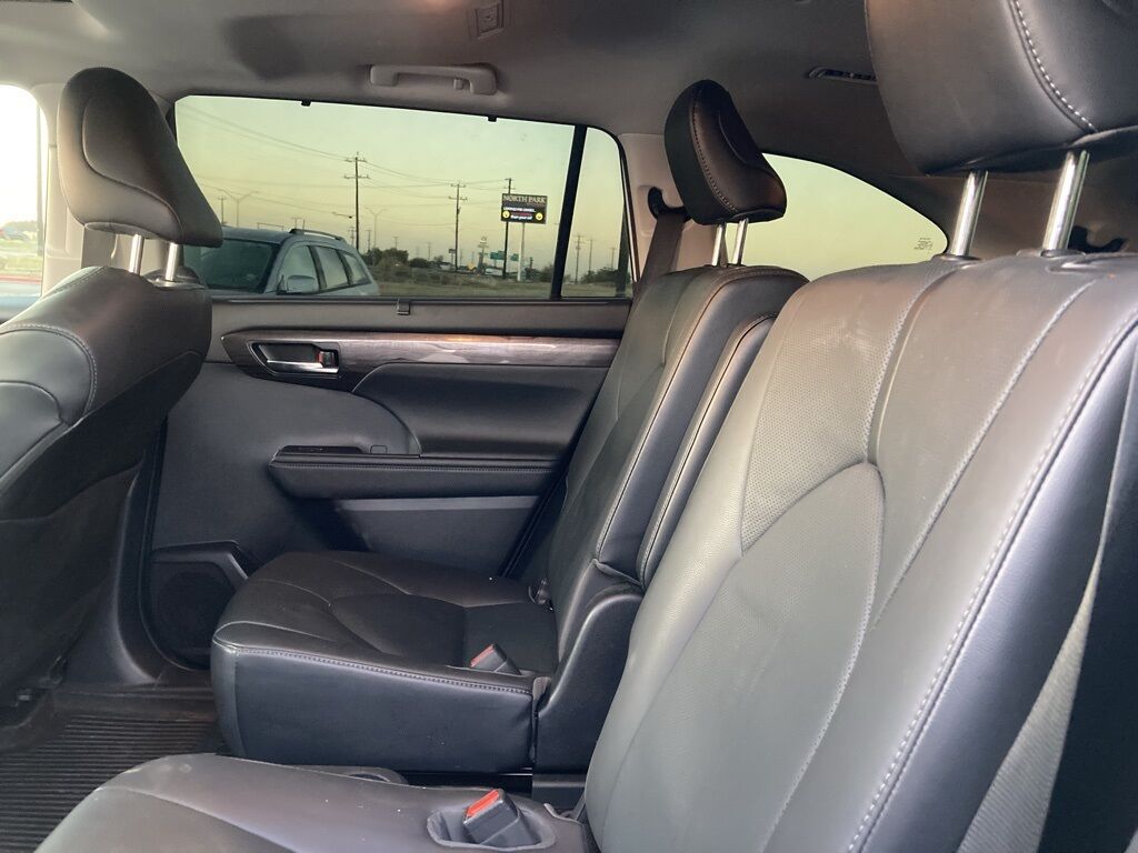 2021 Toyota Highlander Limited San Antonio TX