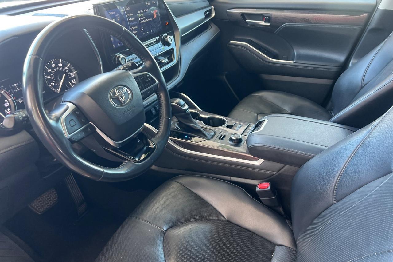 2021 Toyota Highlander Limited Ontario OR