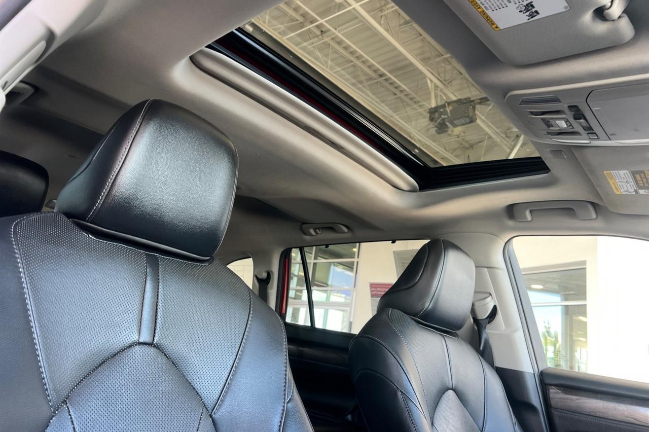 2021 Toyota Highlander Limited Ontario OR