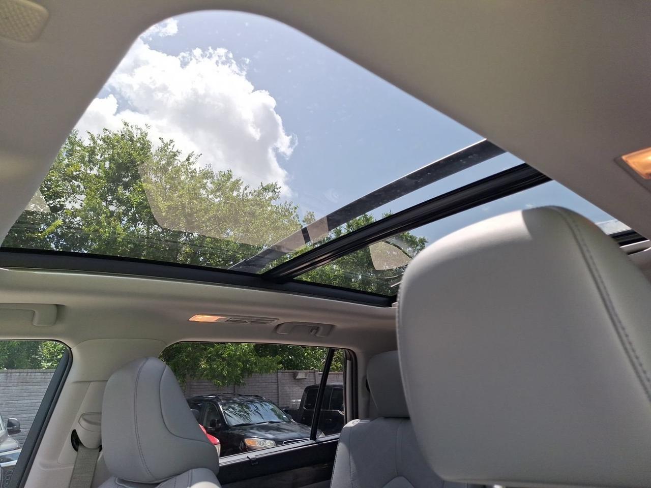 2021 Toyota Highlander Platinum Hurst TX