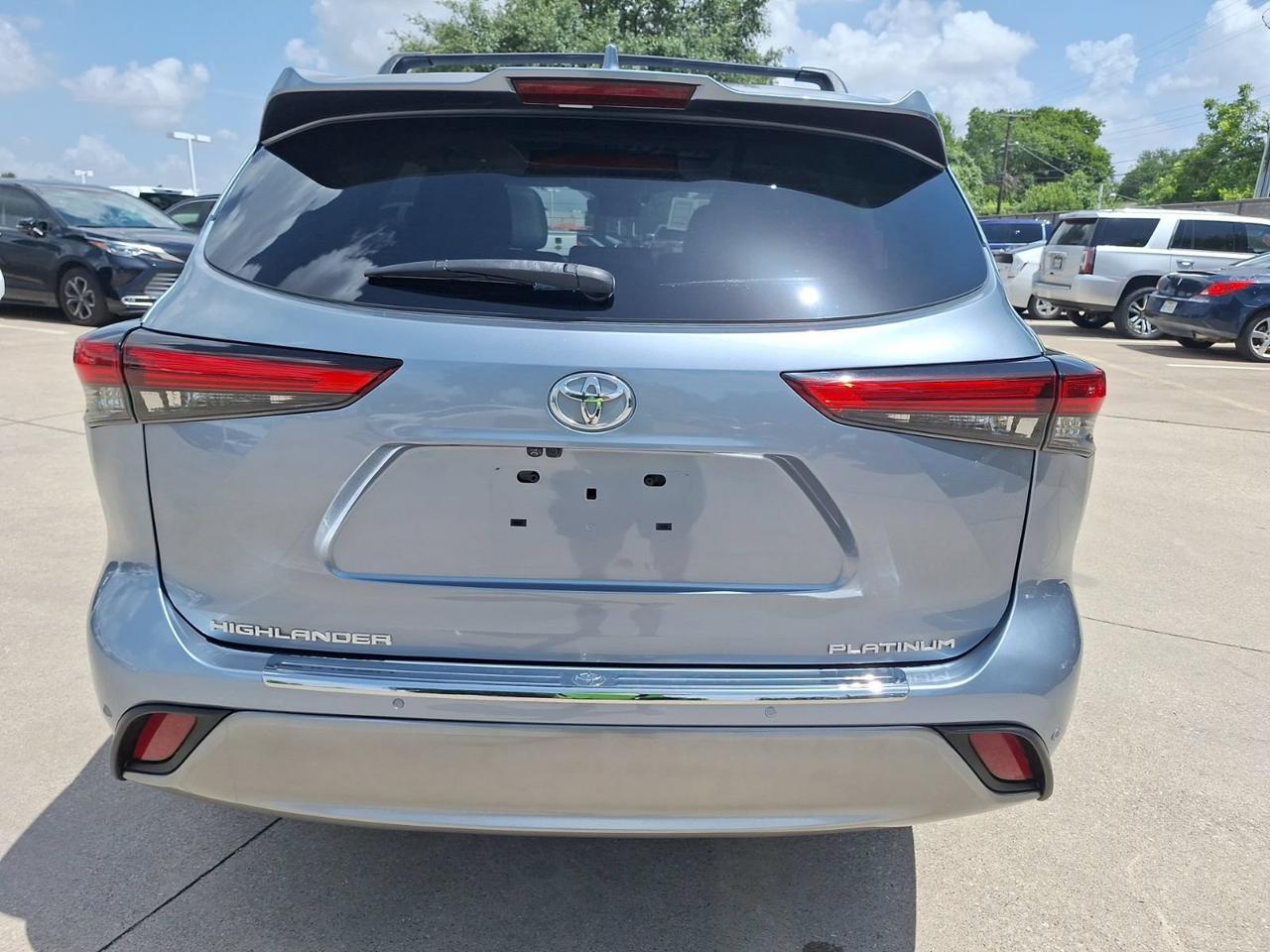 2021 Toyota Highlander Platinum Hurst TX