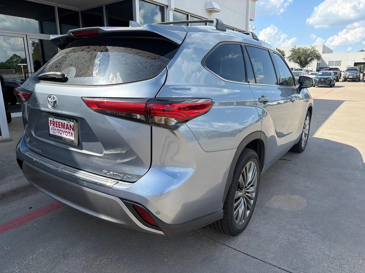 2021 Toyota Highlander Platinum Hurst TX