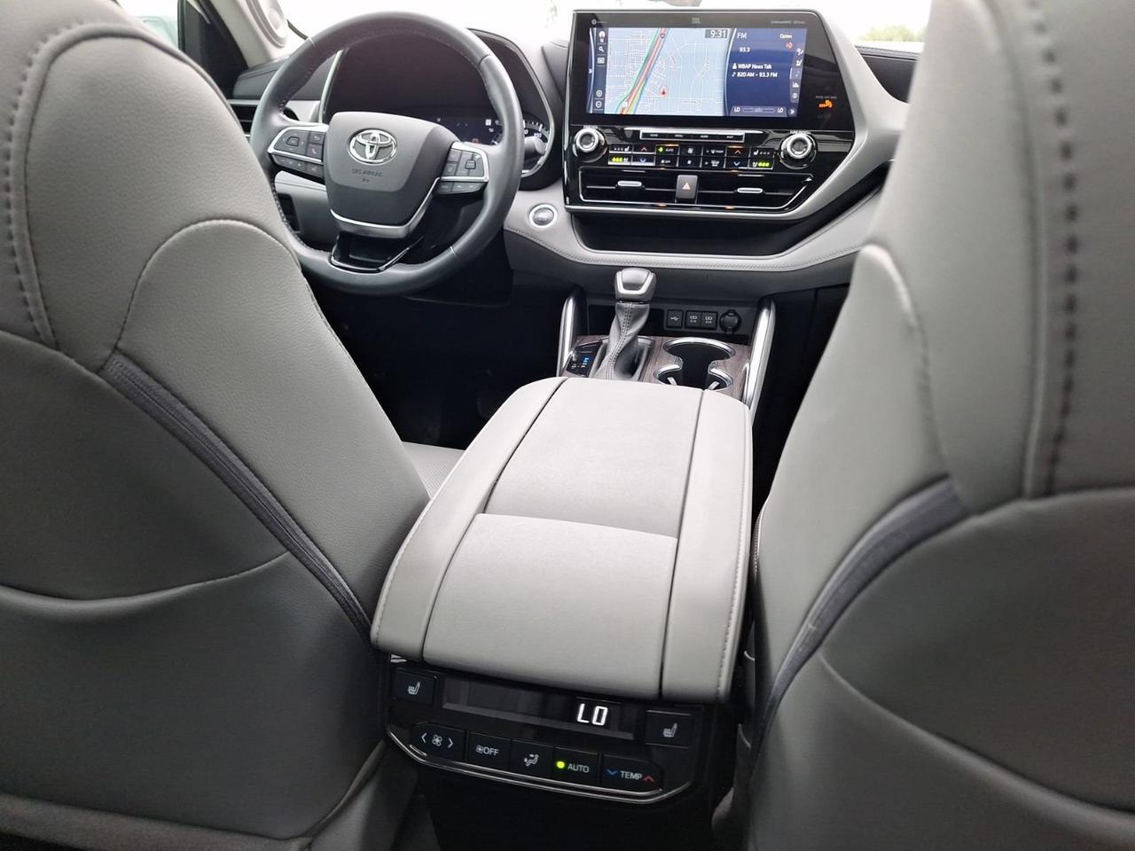 2021 Toyota Highlander Platinum Hurst TX