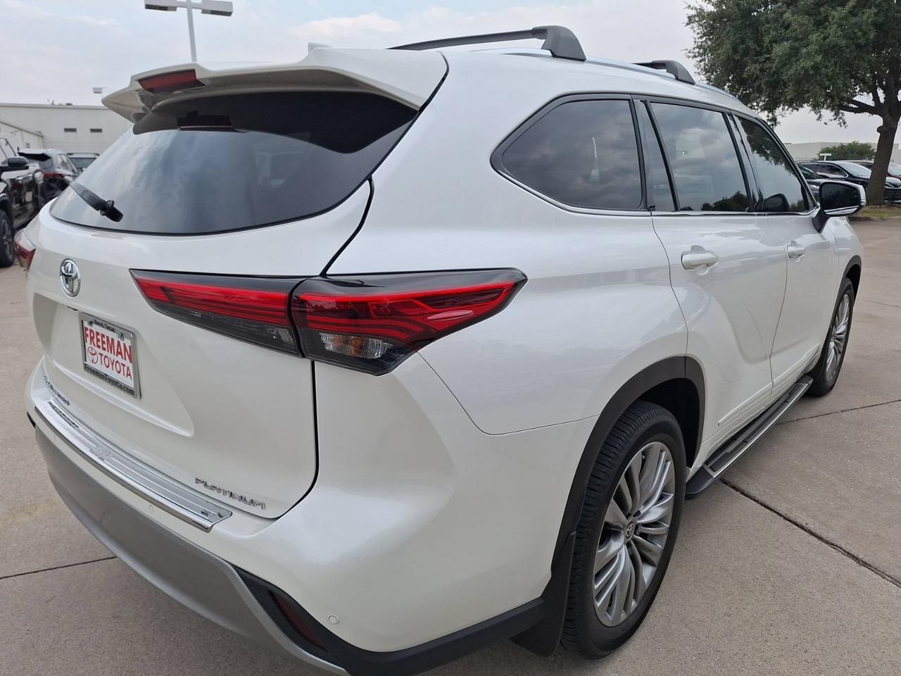2021 Toyota Highlander Platinum Hurst TX