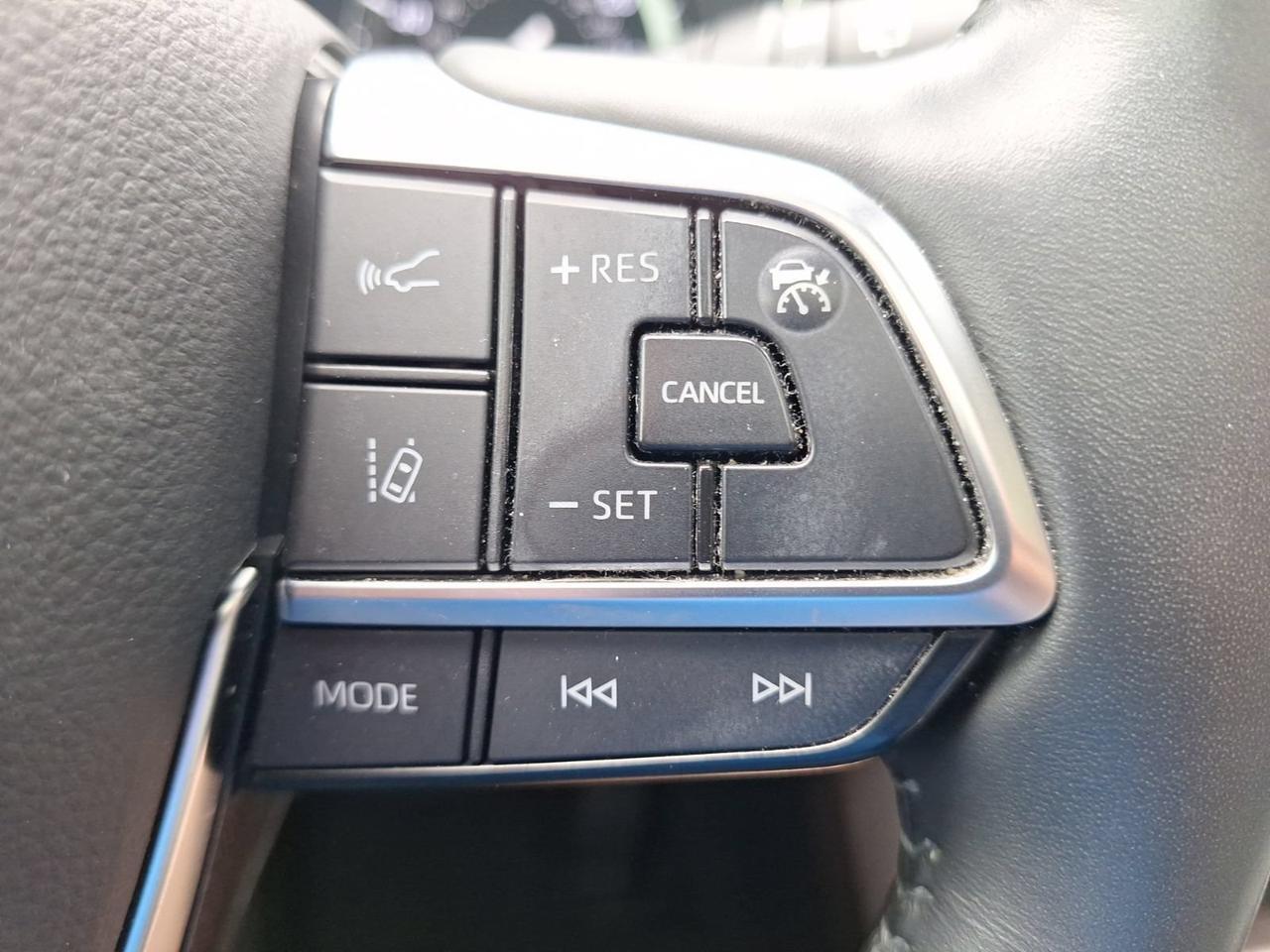2021 Toyota Highlander Platinum Hurst TX
