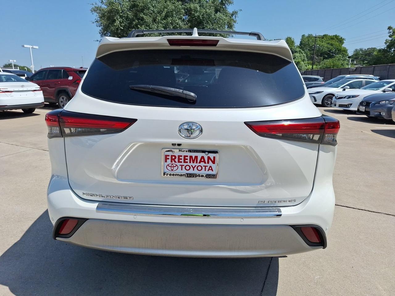 2021 Toyota Highlander Platinum Hurst TX