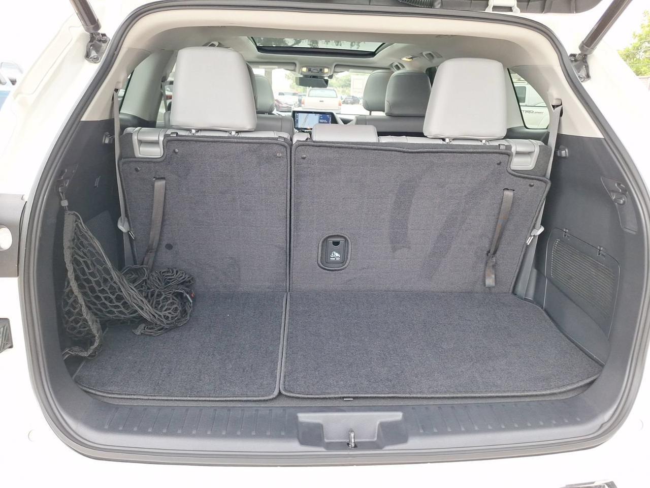 2021 Toyota Highlander Platinum Hurst TX