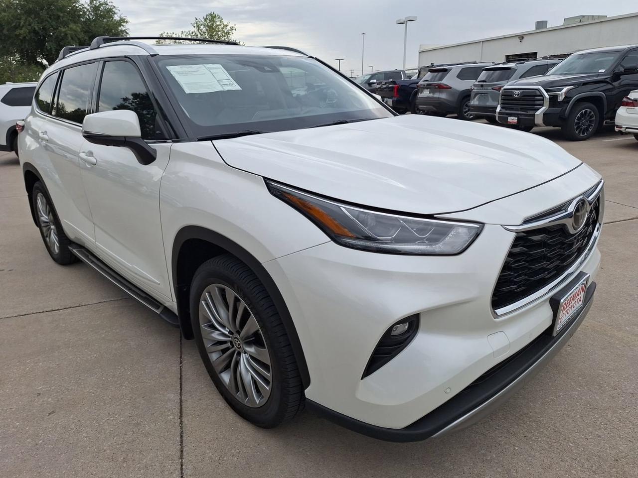 2021 Toyota Highlander Platinum Hurst TX