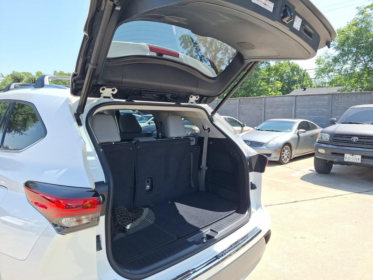 2021 Toyota Highlander Platinum Hurst TX