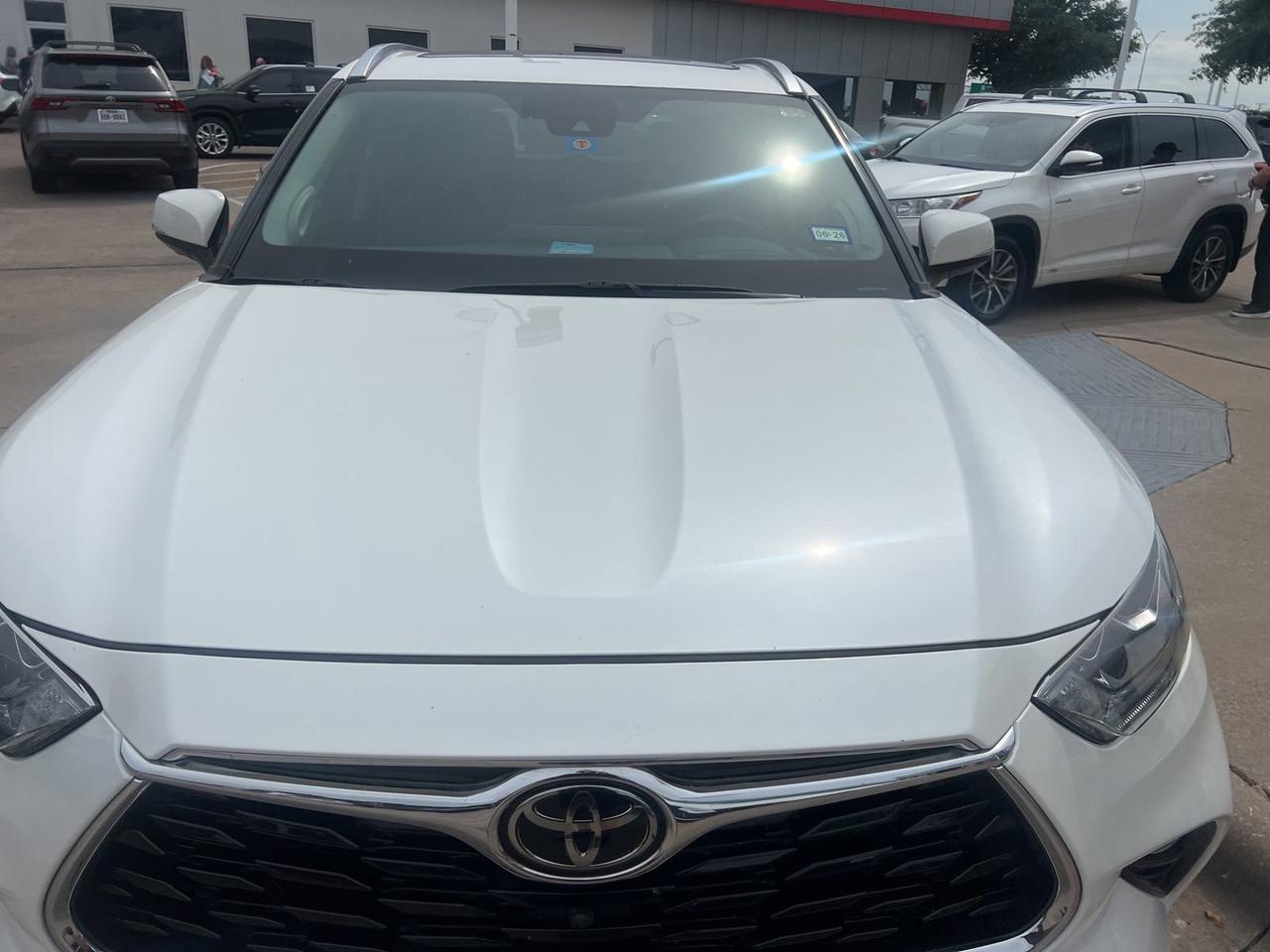 2021 Toyota Highlander Platinum Hurst TX