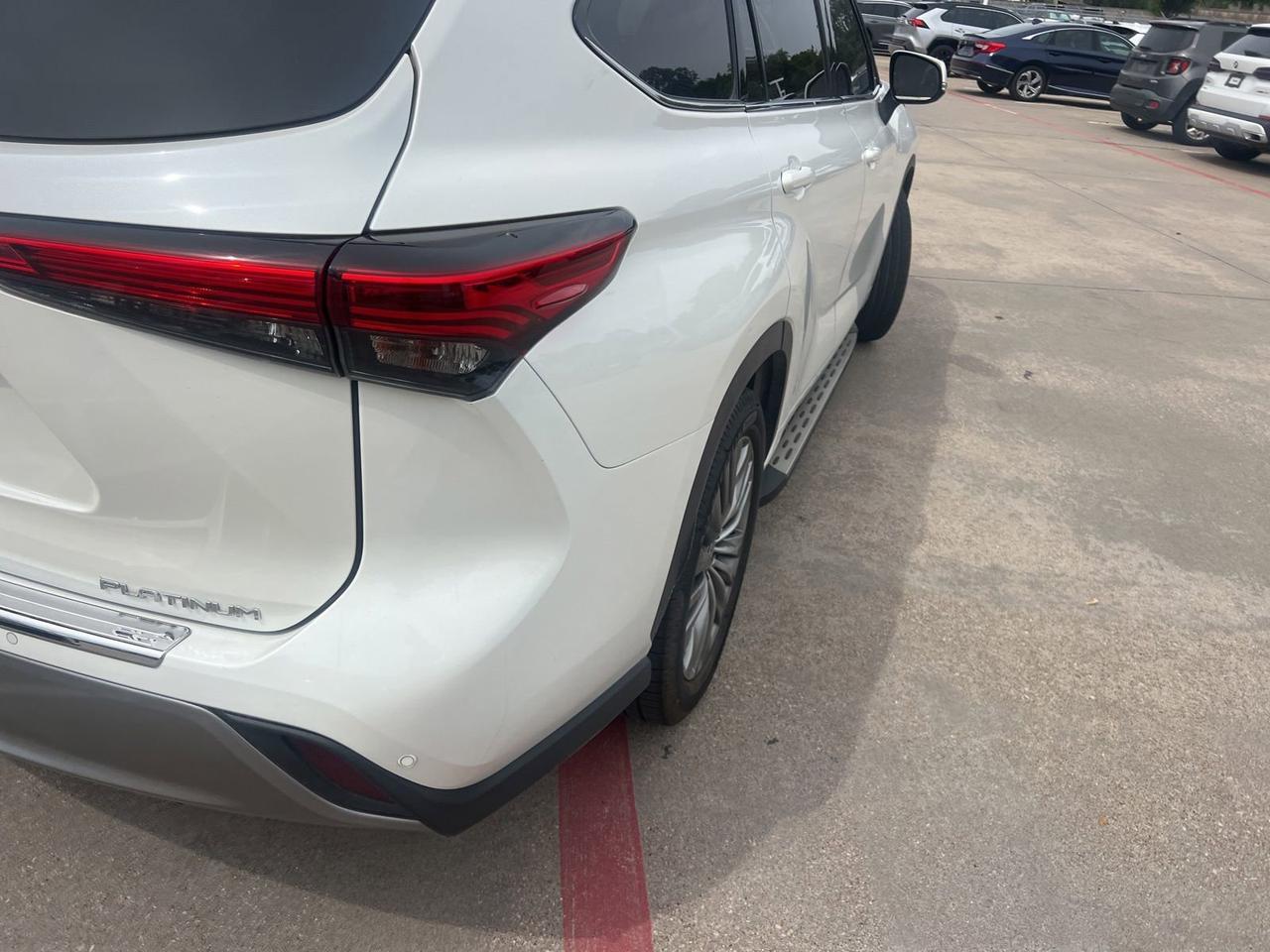 2021 Toyota Highlander Platinum Hurst TX